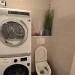 Lovely 2 Bedroom With Free Parking Апартаменты Gjerdrum