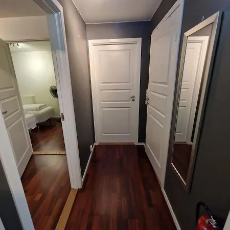 Lovely 2 Bedroom With Free Parking Apartmán