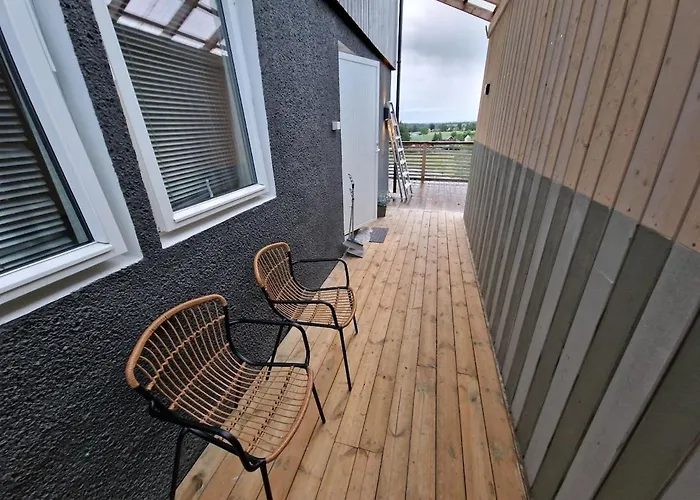 Lovely 2 Bedroom With Free Parking Daire *